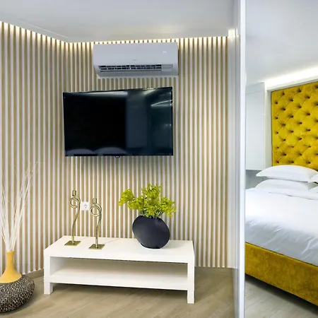 Live Your Myth In Thissio Apartment Athens